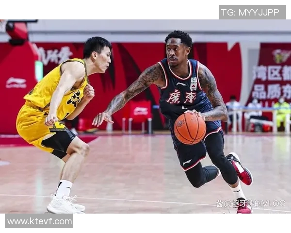 马尚布鲁克斯的篮球之路与职业生涯的辉煌成就与挑战