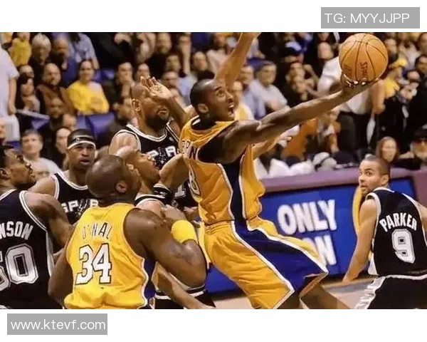 2011季后赛雷霆与湖人激战回顾：青春对决与传奇碰撞的篮球盛宴